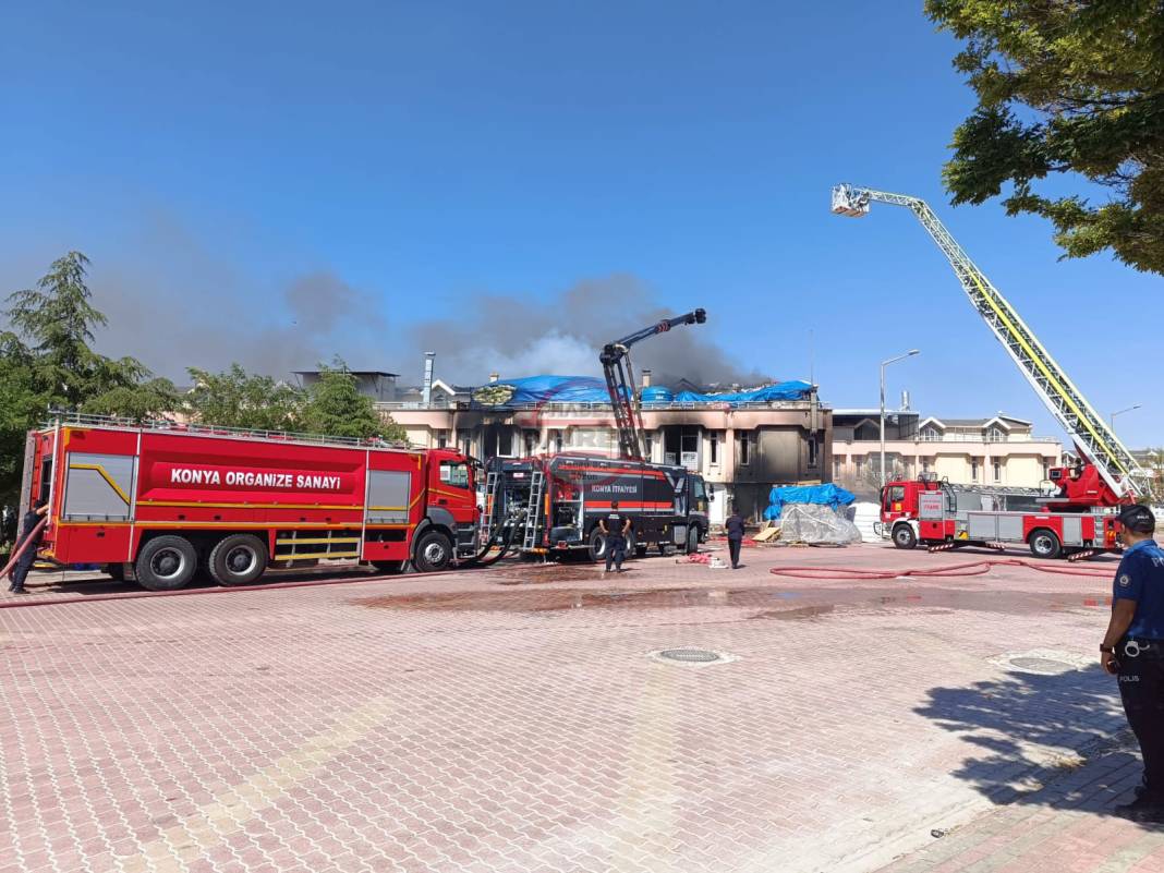 Konya’da kozmetik firmasında korkutan yangın 5